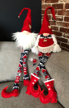 Load image into Gallery viewer, Gnomeo and Juliet Navy Blue